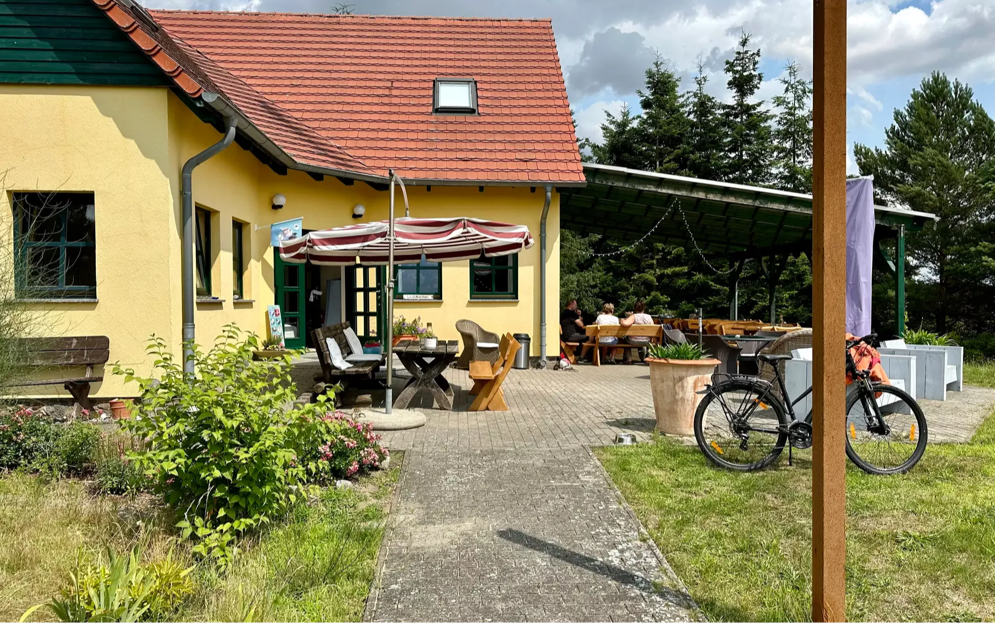 Ansicht  Café Lavender Naturerlebnispark Mühlenhagen